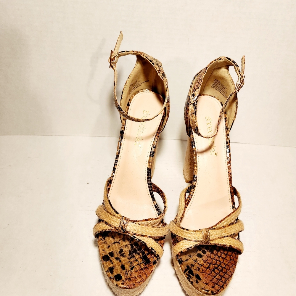 Shoedazzle Skankeprint Platform Heel